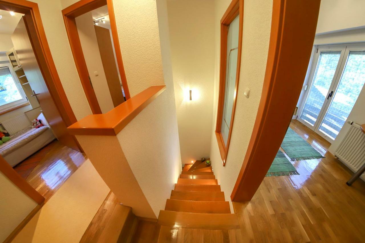Holiday Home Villa Sara Bihać Kültér fotó