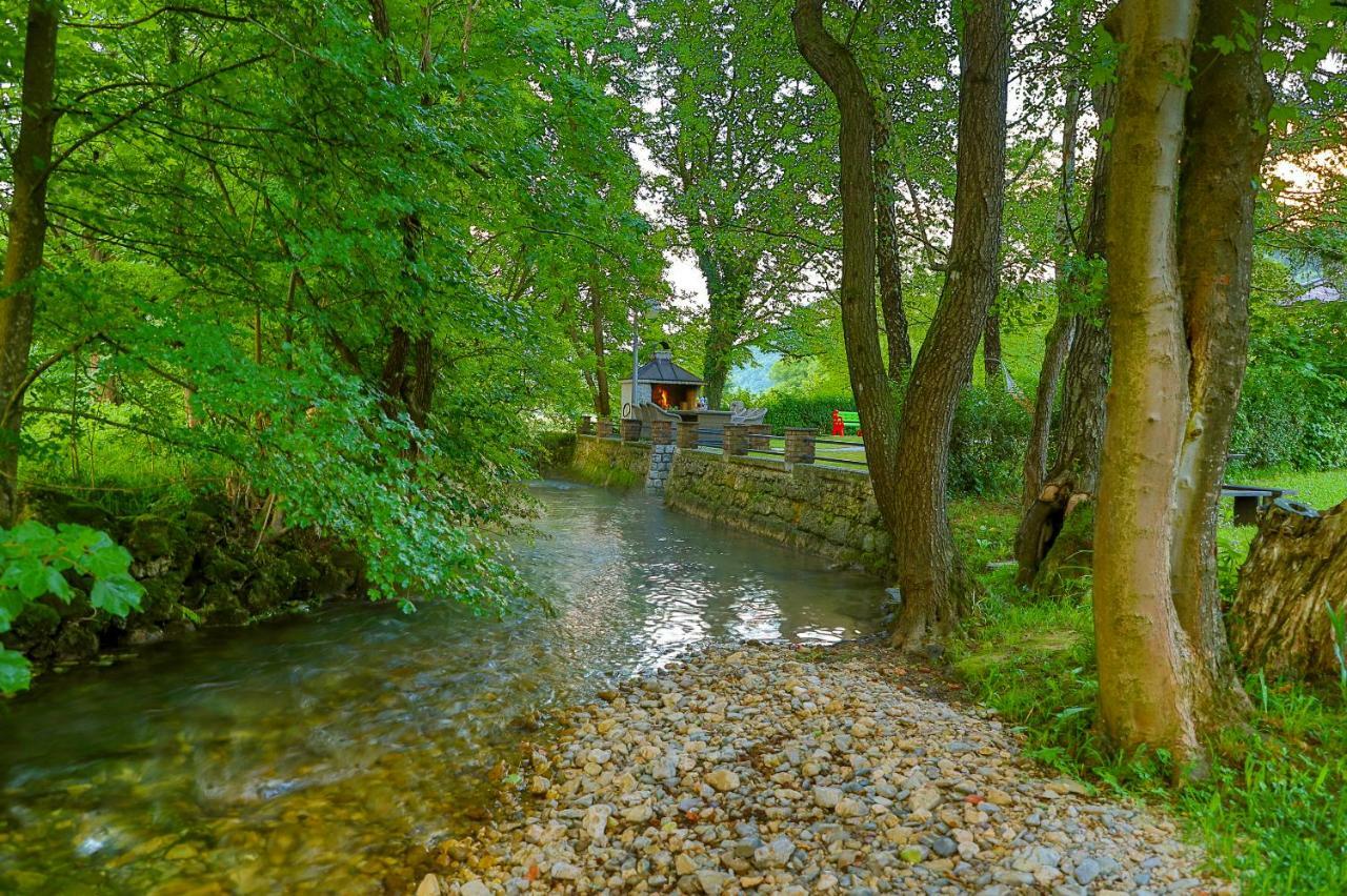 Holiday Home Villa Sara Bihać Kültér fotó