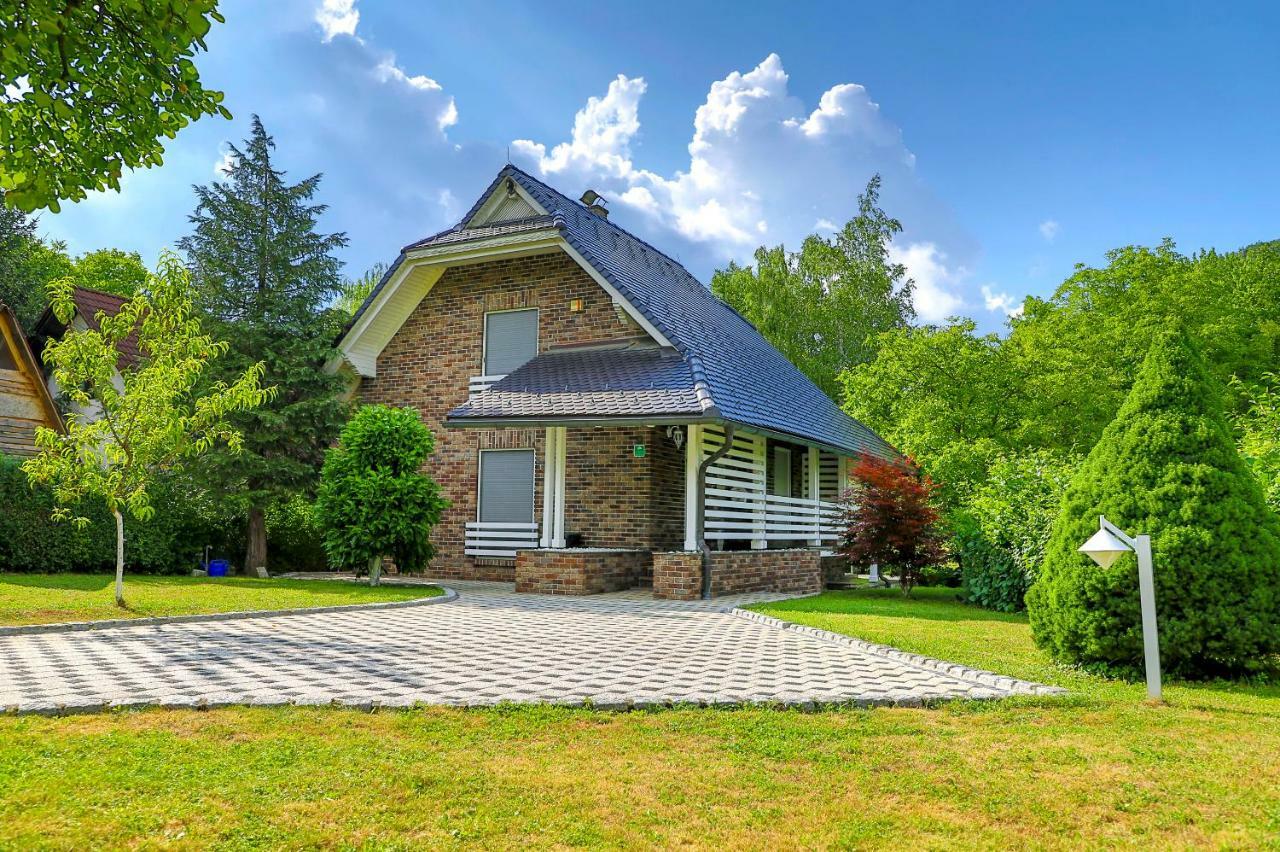 Holiday Home Villa Sara Bihać Kültér fotó