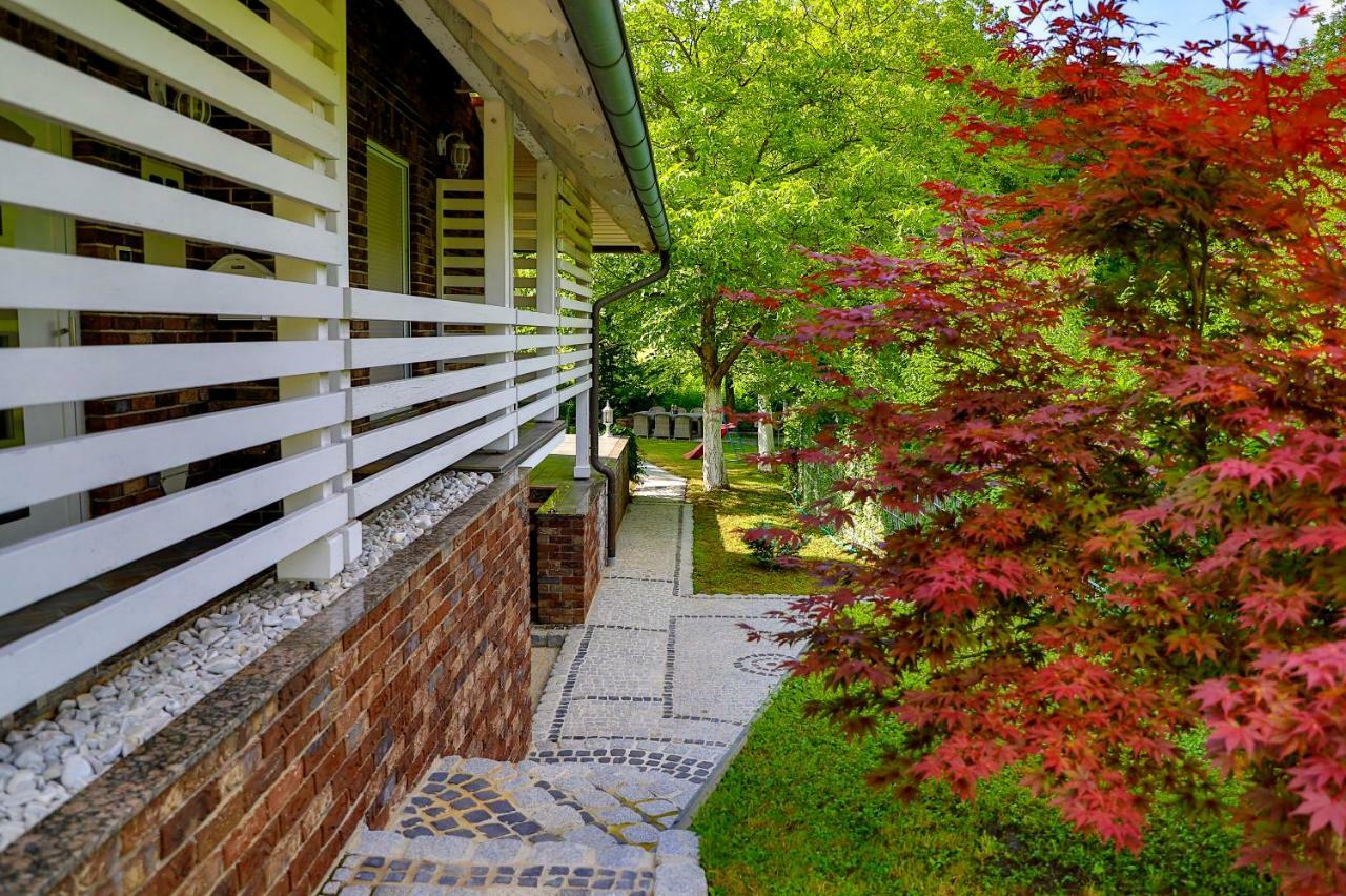 Holiday Home Villa Sara Bihać Kültér fotó